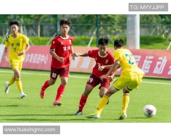 南京足球队在最新状态排行榜中荣登第10名展现出强劲实力与潜力